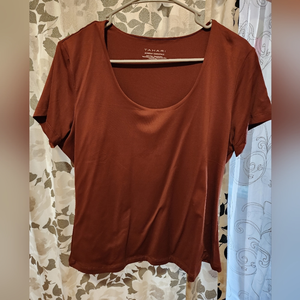 TAHARI BROWN SHIRT. XL